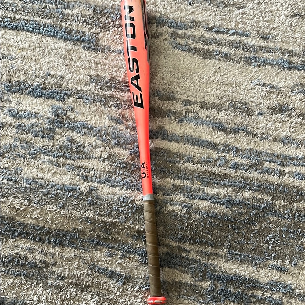 Easton Red Bat with Tan Grip